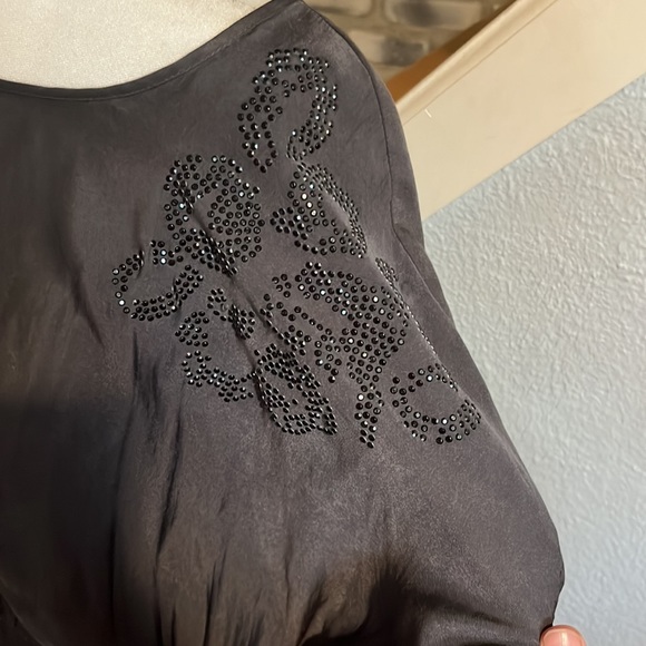 Express charcoal gray soft satin dress with pockets - Picture 2 of 5